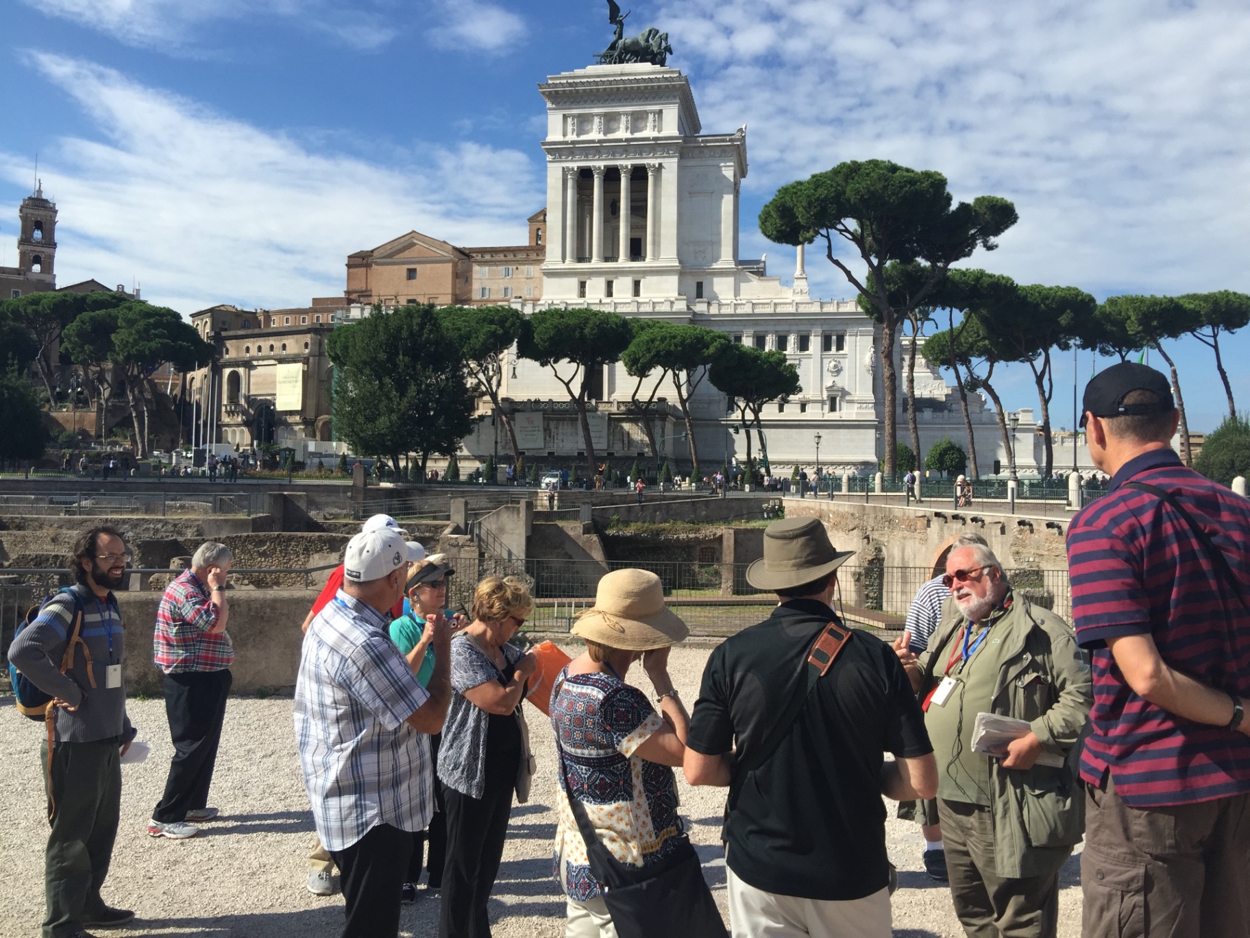Small Van Rome Lovable App